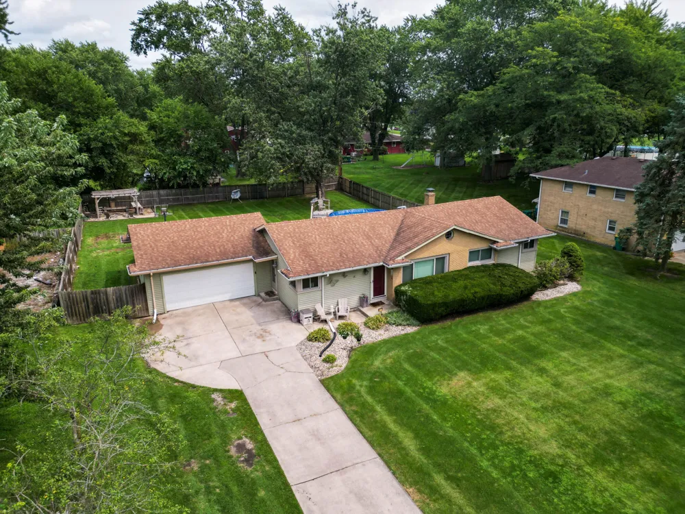 5773 Taney Place Merrillville, IN 46410