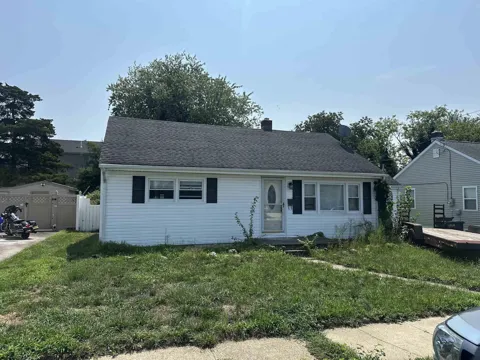 1154 McConnell Dr