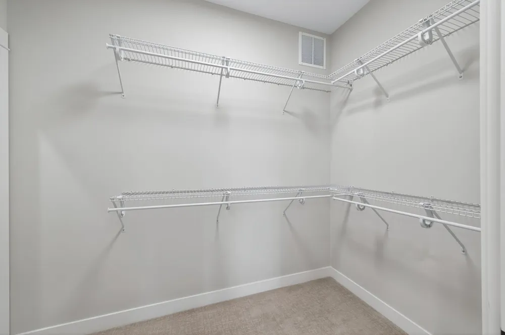 1402 Jefferson Street S Cambridge, MN 55008