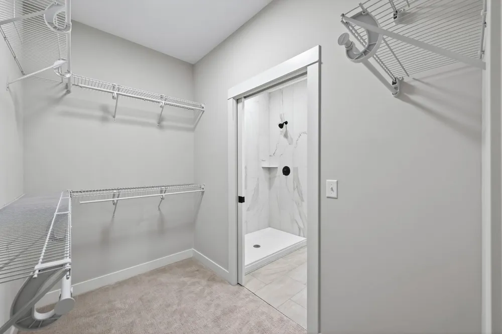 1402 Jefferson Street S Cambridge, MN 55008