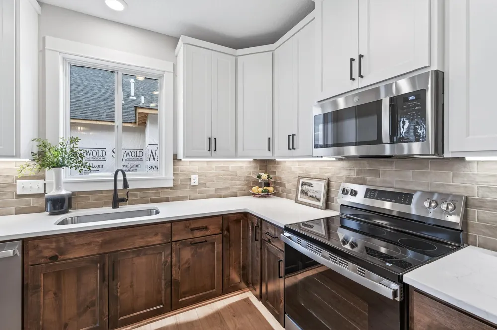 1402 Jefferson Street S Cambridge, MN 55008