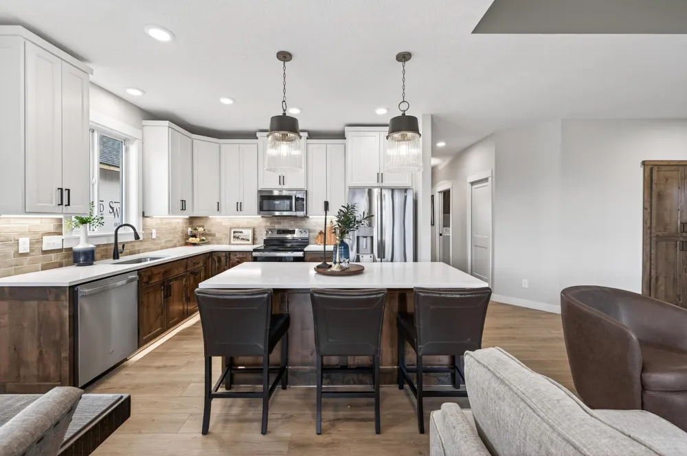 1402 Jefferson Street S Cambridge, MN 55008