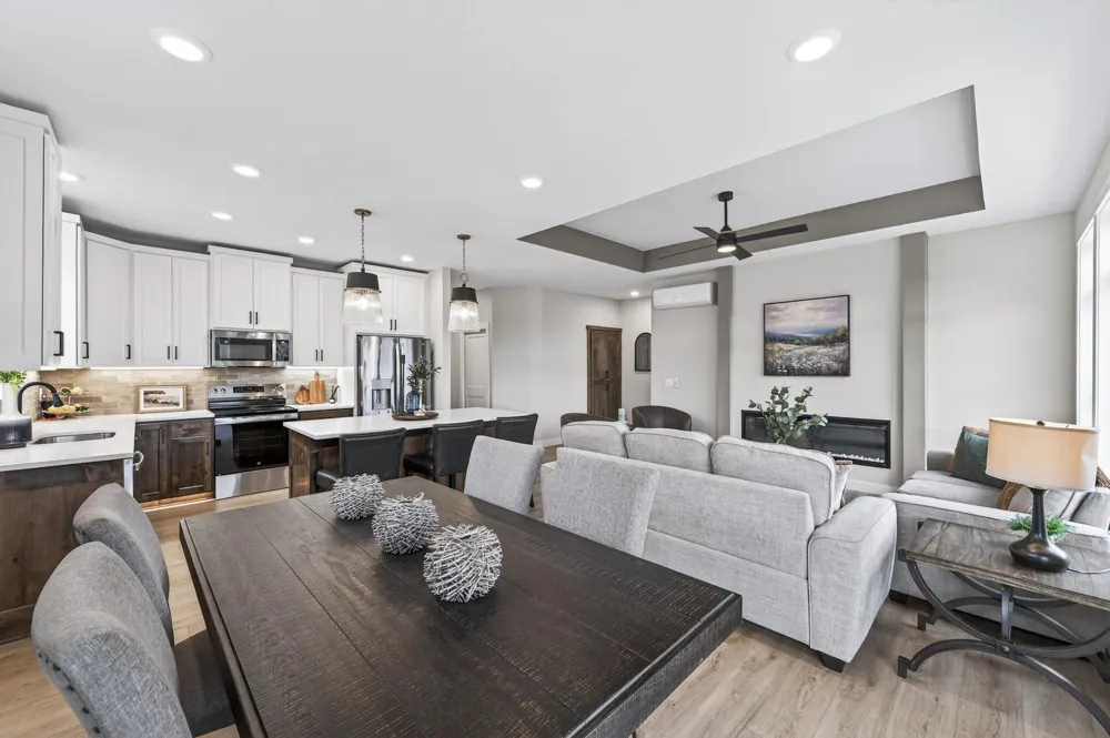 1402 Jefferson Street S Cambridge, MN 55008