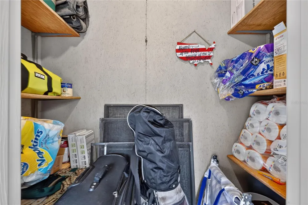 2707 60TH AVENUE TERRACE W Bradenton, FL 34207