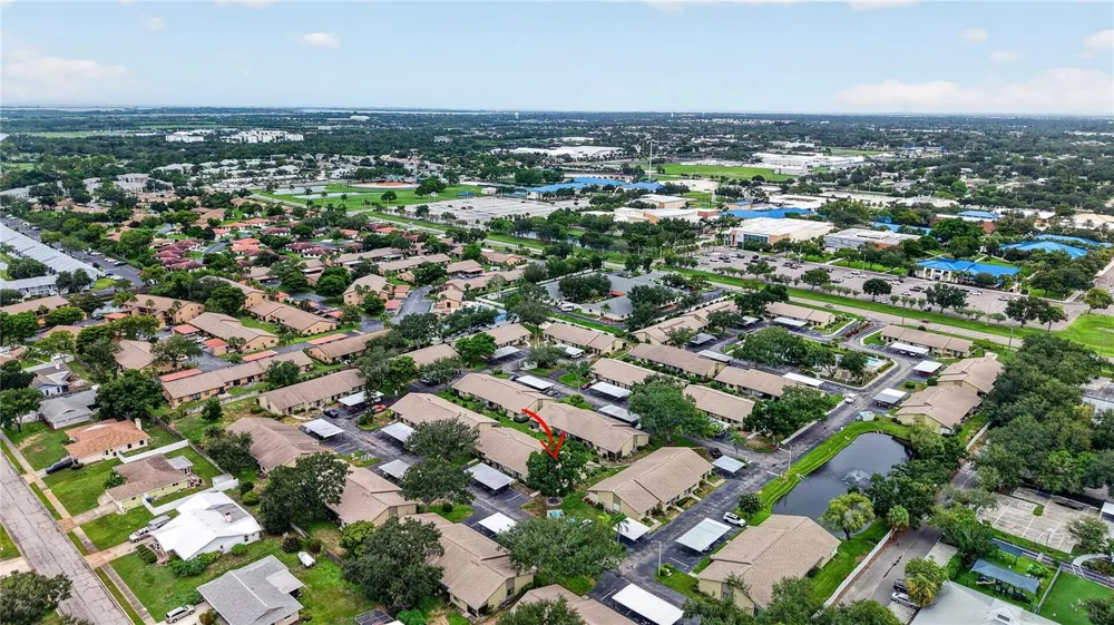 2707 60TH AVENUE TERRACE W Bradenton, FL 34207