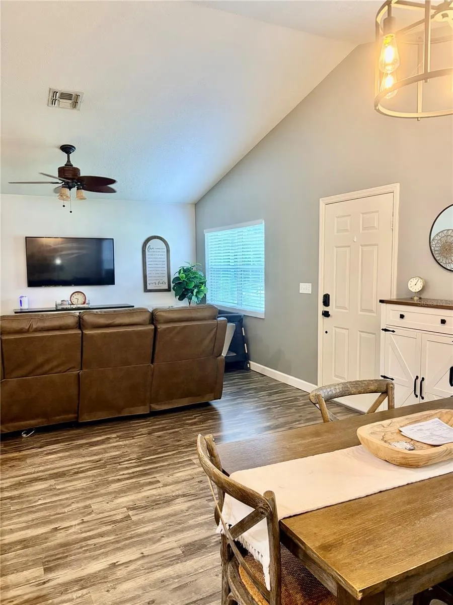 25912 EUFAULA WAY Mount Plymouth, FL 32776