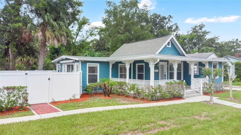 1512 OREGON STREET Orlando, FL 32803