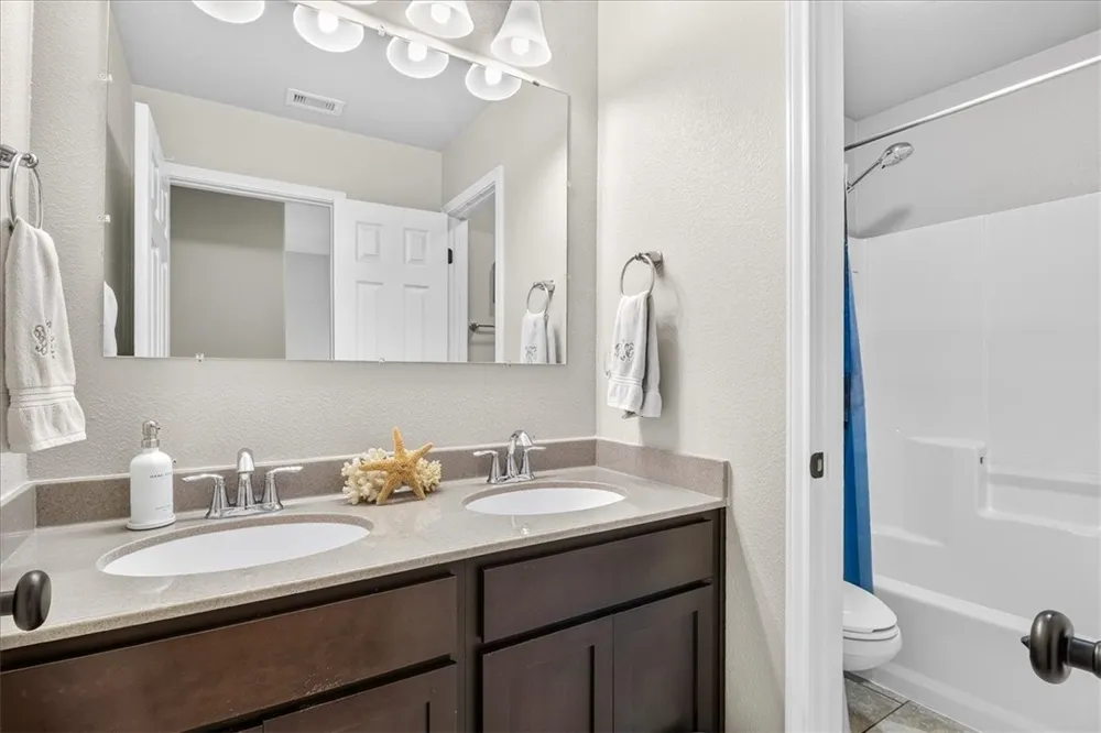 7622 Rancho Vista Boulevard W Corpus Christi, TX 78414