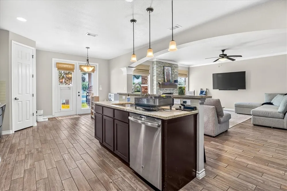 7622 Rancho Vista Boulevard W Corpus Christi, TX 78414