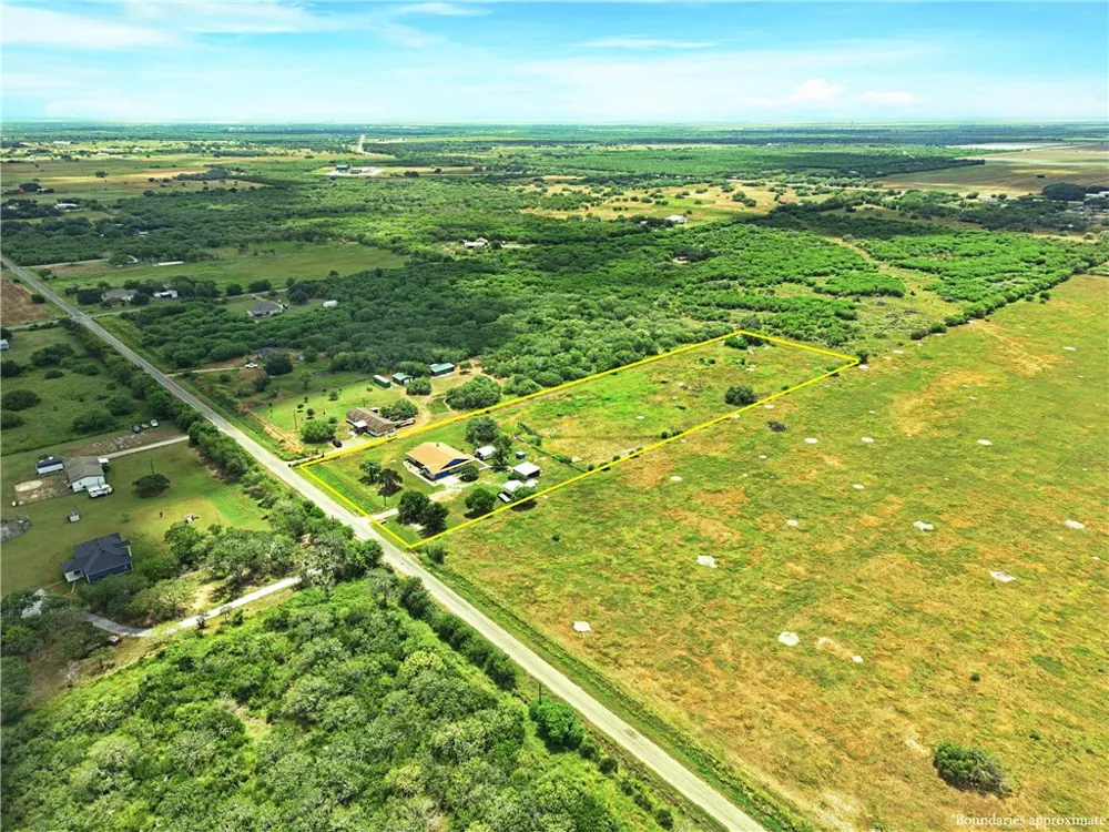 15085 County Road 984 Sinton, TX 78387