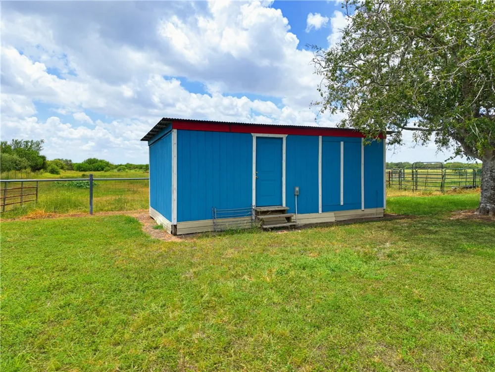 15085 County Road 984 Sinton, TX 78387