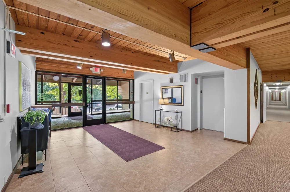 12600 Parkwood Drive #110 Burnsville, MN 55337