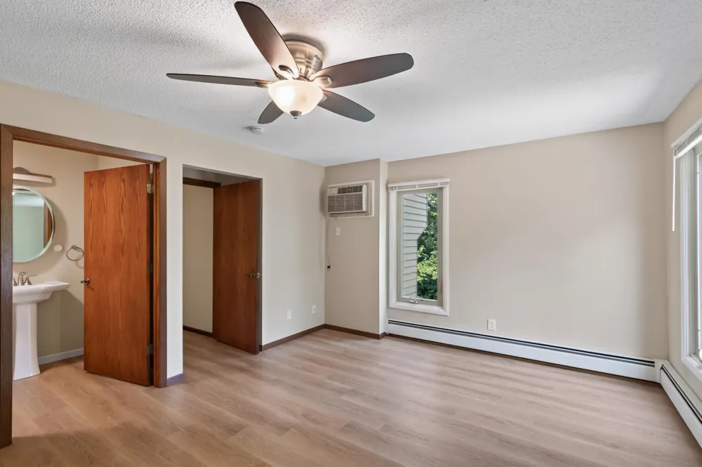 12600 Parkwood Drive #110 Burnsville, MN 55337