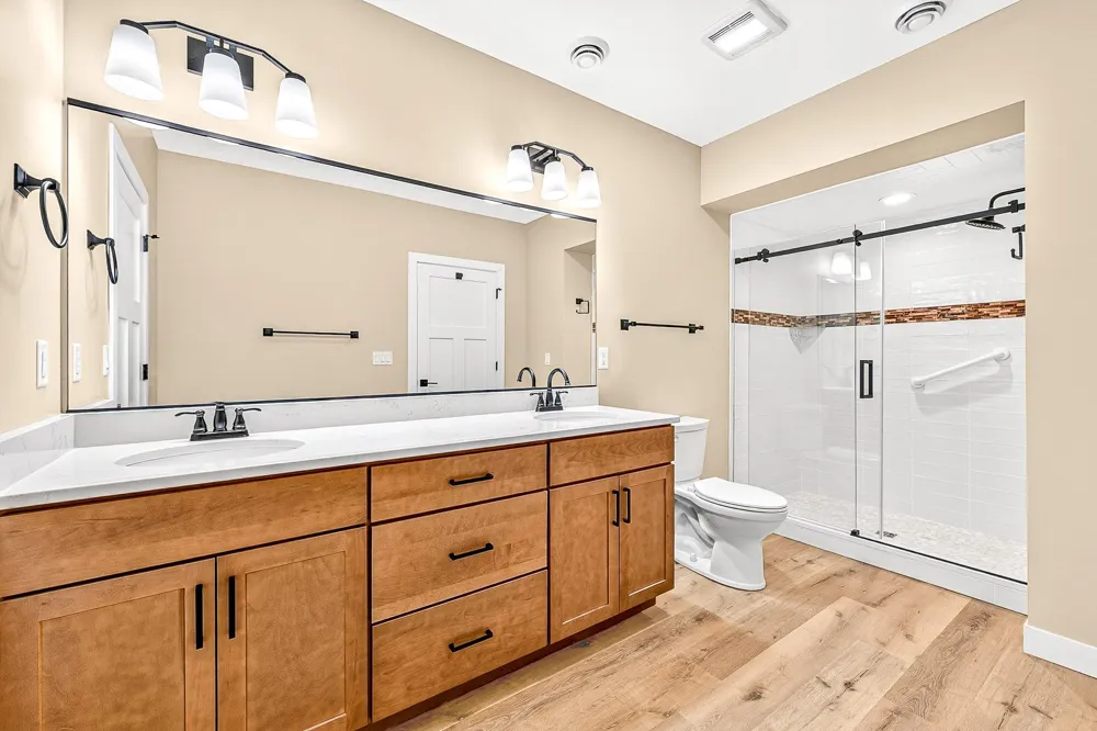 8602 Maynard Place Duluth, MN 55808
