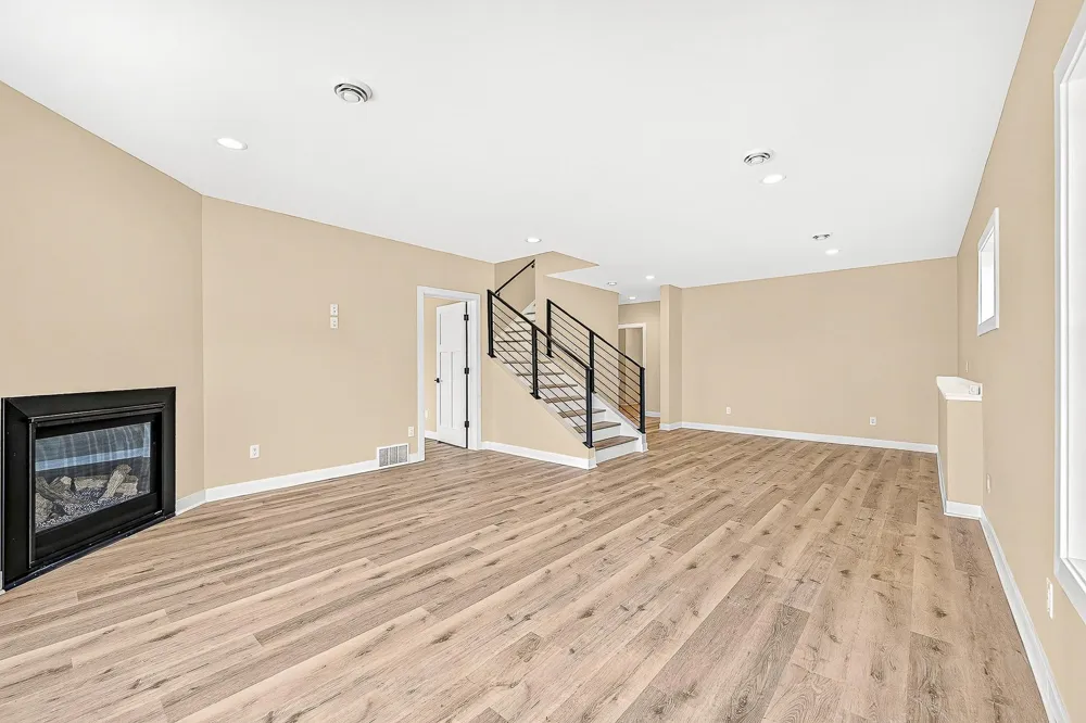 8602 Maynard Place Duluth, MN 55808