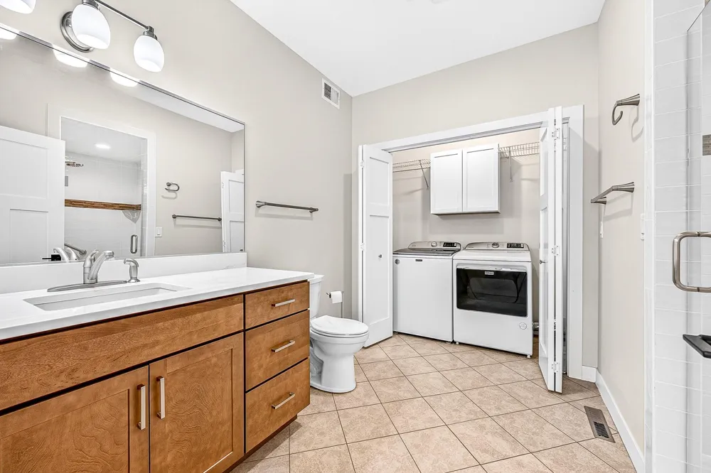 8602 Maynard Place Duluth, MN 55808
