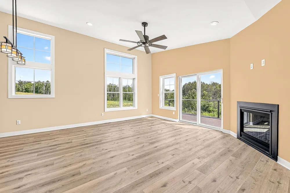 8602 Maynard Place Duluth, MN 55808