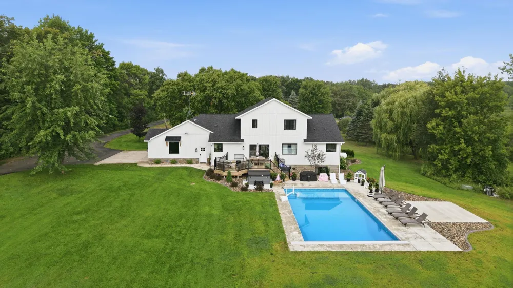 34788 95th Avenue Saint Joseph, MN 56374