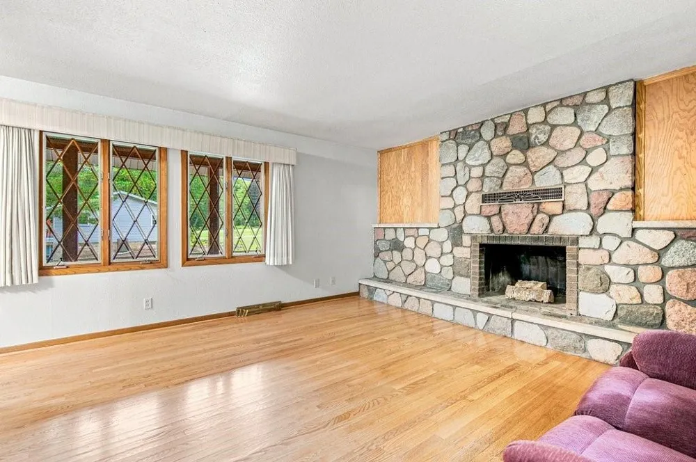 E4602 479th Avenue Menomonie, WI 54751