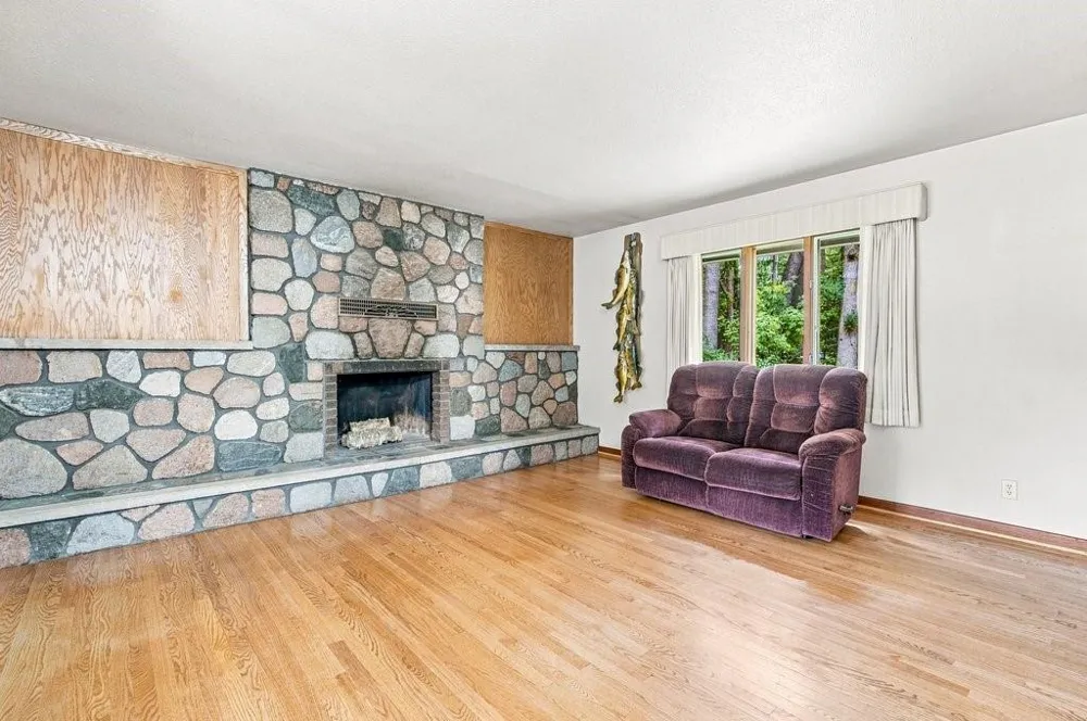 E4602 479th Avenue Menomonie, WI 54751