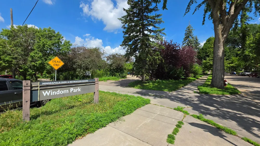 2306 Garfield Street NE Minneapolis, MN 55418