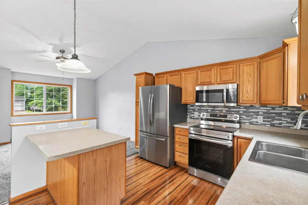 435 8th Avenue NE Pine City, MN 55063