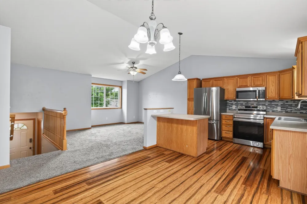 435 8th Avenue NE Pine City, MN 55063