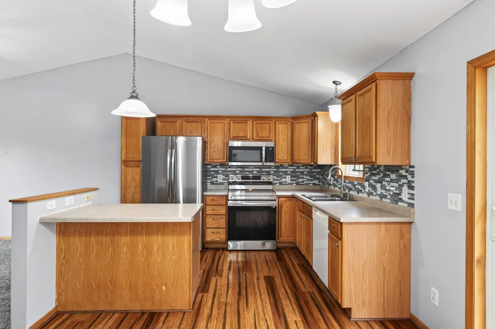 435 8th Avenue NE Pine City, MN 55063
