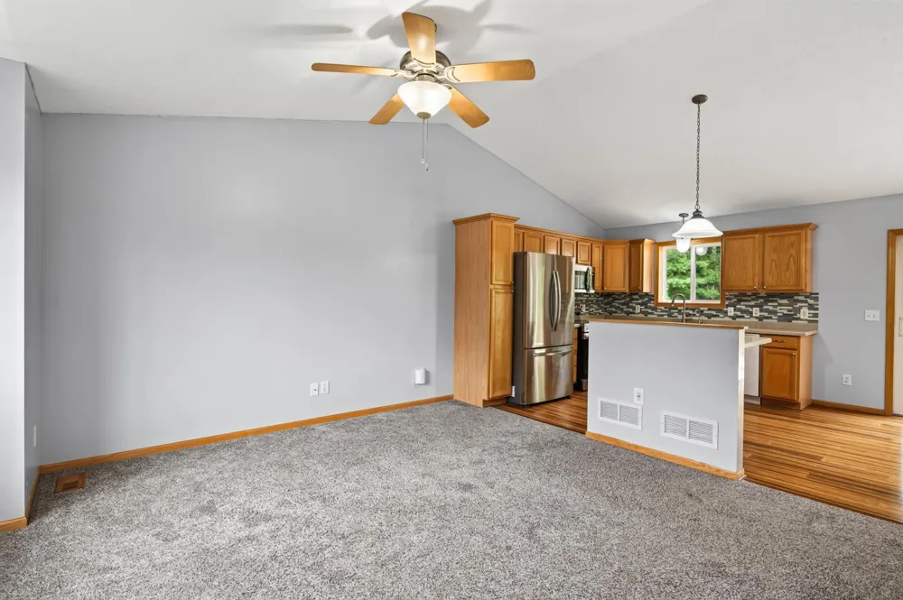 435 8th Avenue NE Pine City, MN 55063