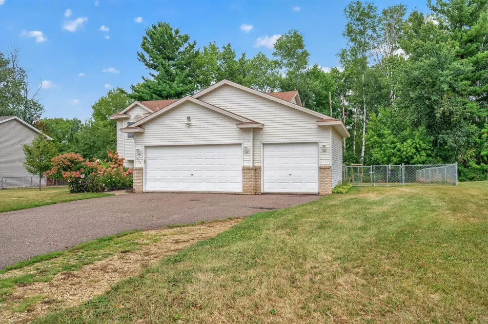 435 8th Avenue NE Pine City, MN 55063