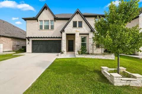 1717 Canals Drive