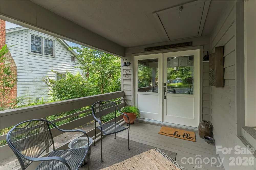 21 Lincoln Avenue Asheville, NC 28803