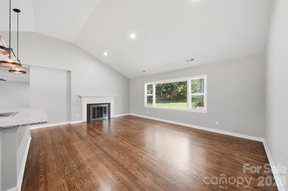 908 13th Street NW Conover, NC 28613