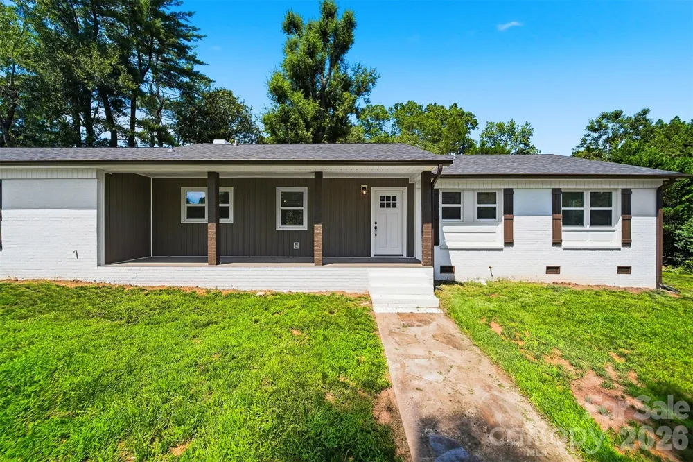 908 13th Street NW Conover, NC 28613