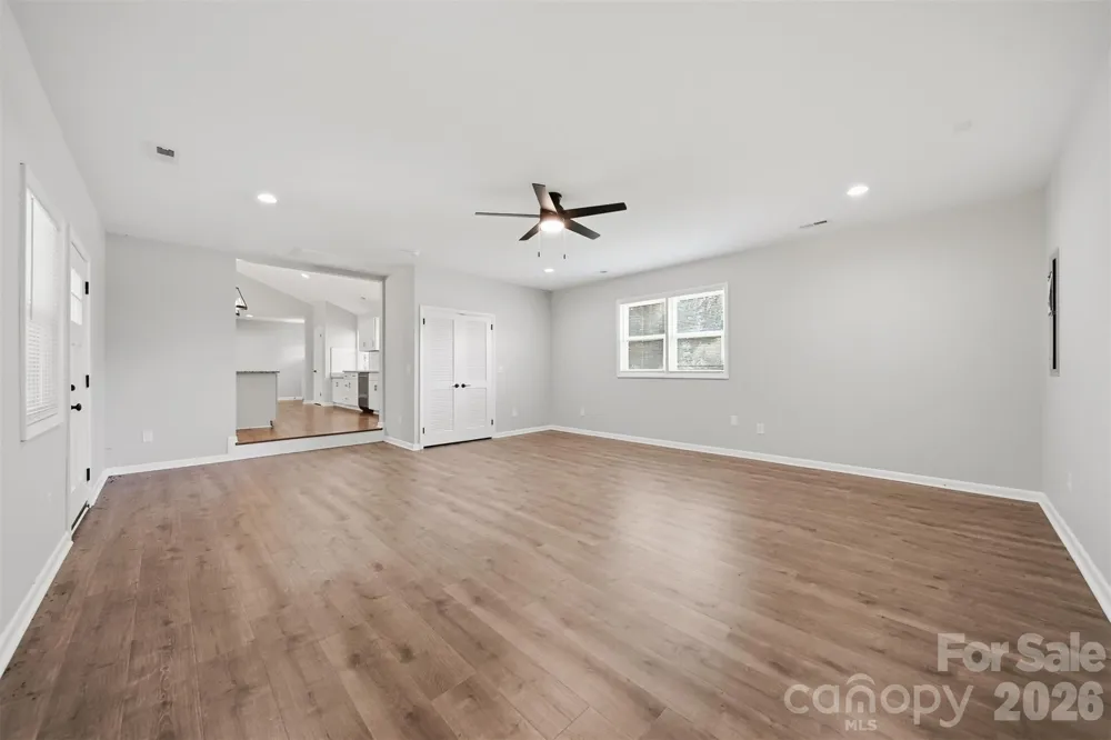 908 13th Street NW Conover, NC 28613
