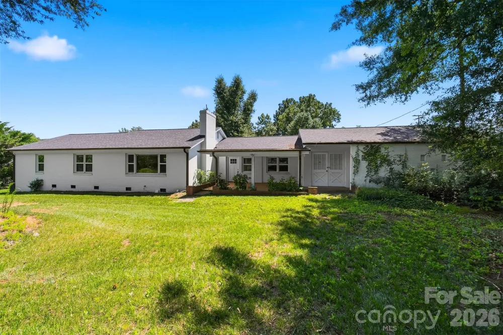908 13th Street NW Conover, NC 28613