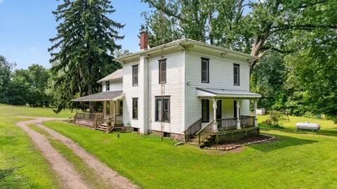 25160 F DRIVE