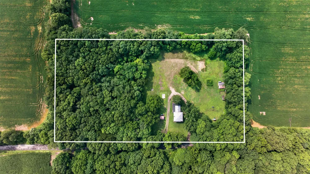 25160 F DRIVE Albion, MI 49224