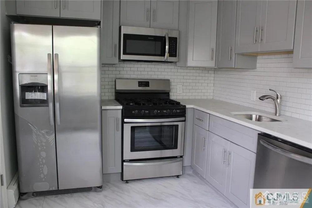 65 Washington Avenue Iselin, NJ 08830
