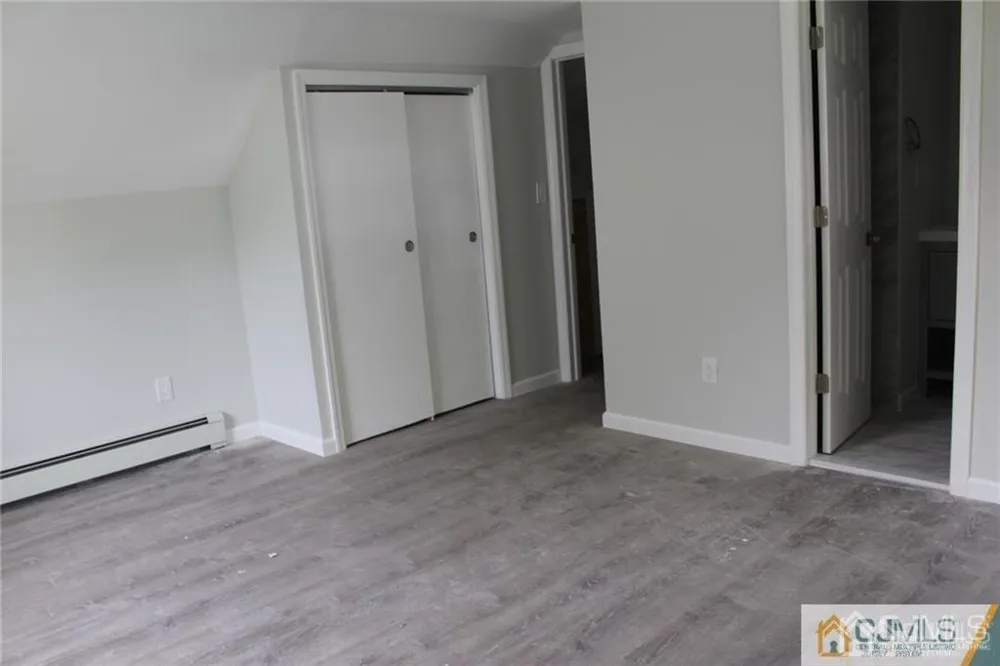 65 Washington Avenue Iselin, NJ 08830