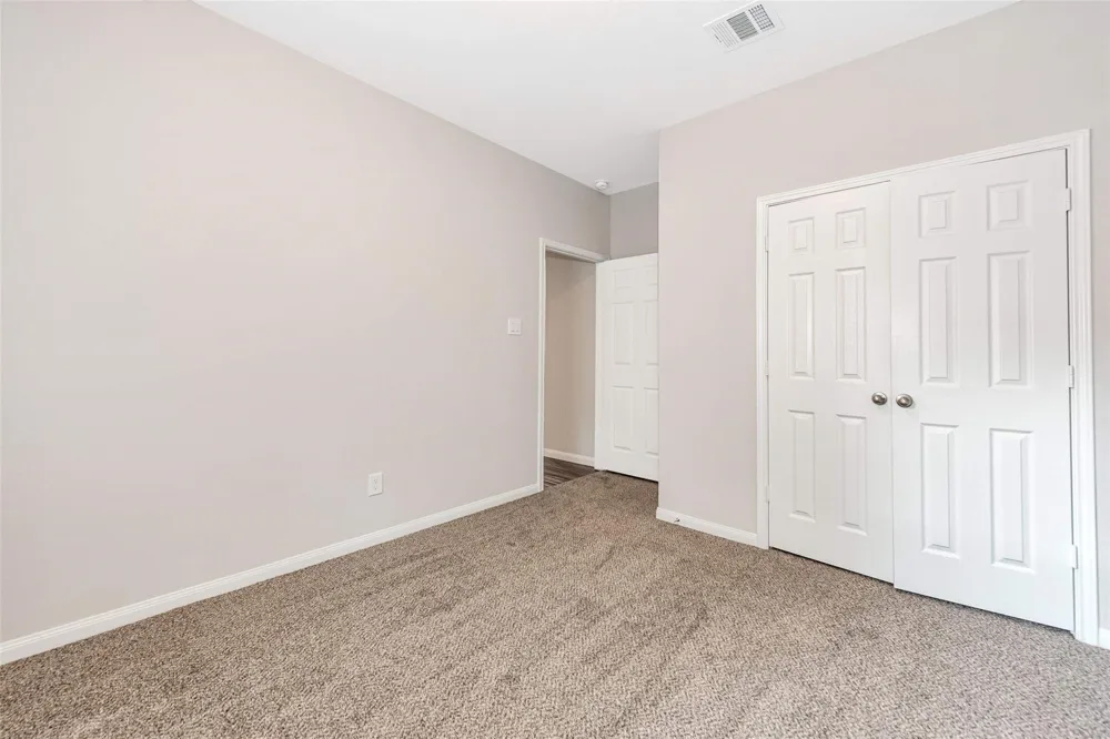 1206 Denison Avenue Cleveland, TX 77327