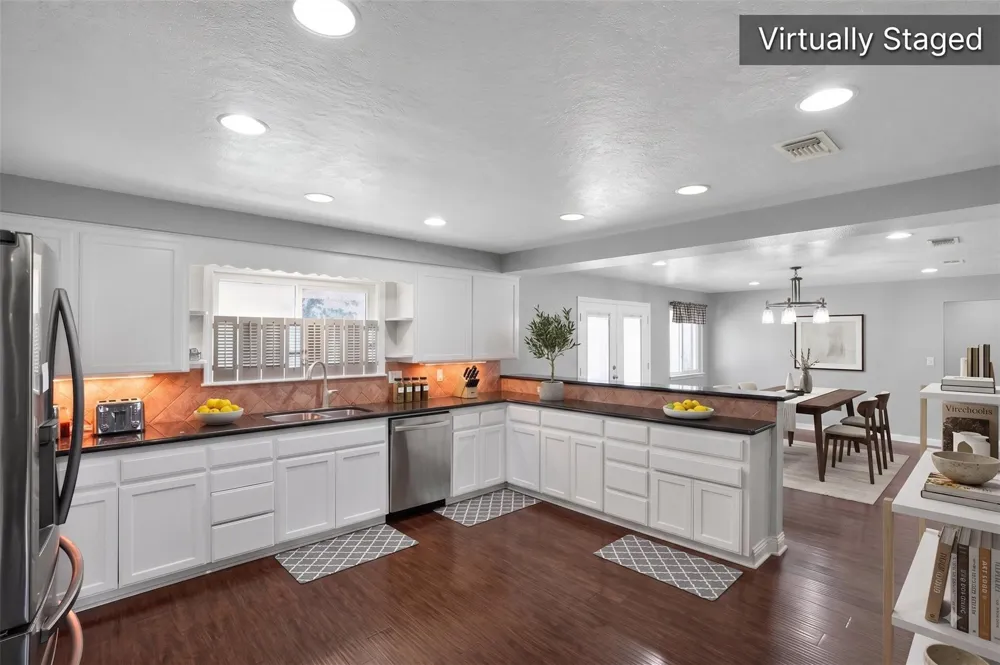 380 S Wilson Avenue Giddings, TX 78942