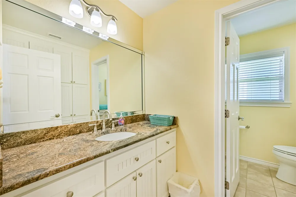 4222 Spanish Main Jamaica Beach, TX 77554