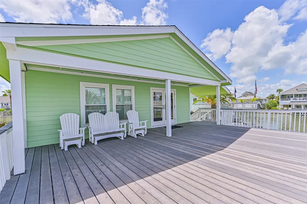 4222 Spanish Main Jamaica Beach, TX 77554