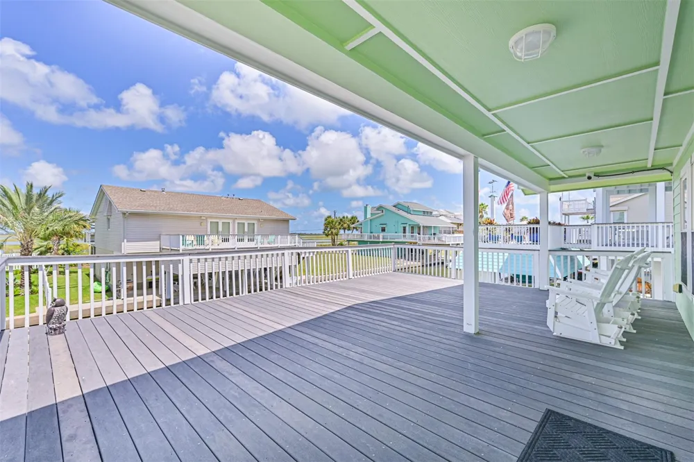 4222 Spanish Main Jamaica Beach, TX 77554