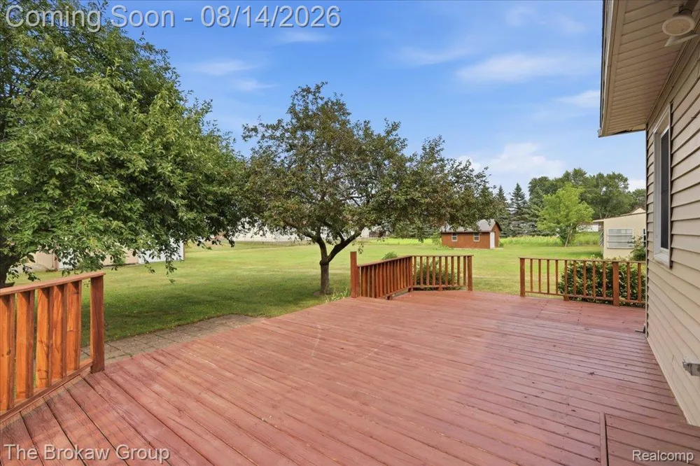 1250 Kingston Avenue Mundy Township, MI 48507