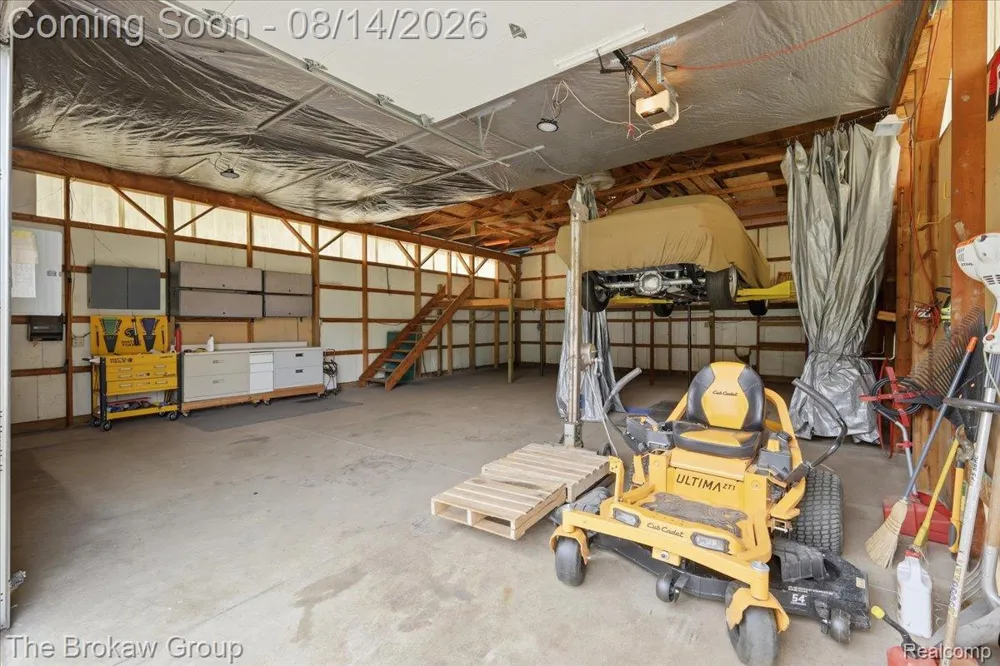 1250 Kingston Avenue Mundy Township, MI 48507