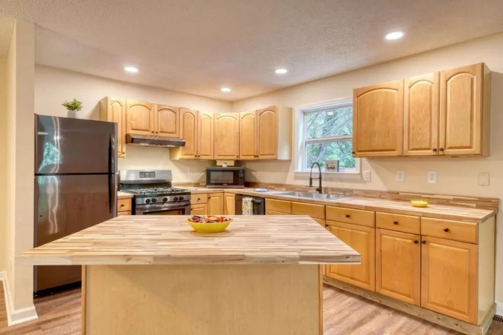 553 Grayce Lane Hiawassee, GA 30546