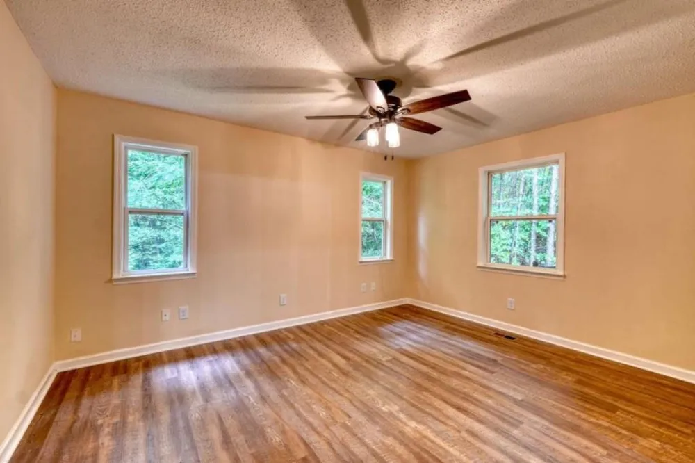 553 Grayce Lane Hiawassee, GA 30546
