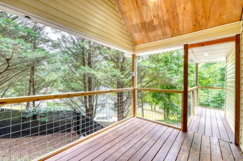 553 Grayce Lane Hiawassee, GA 30546